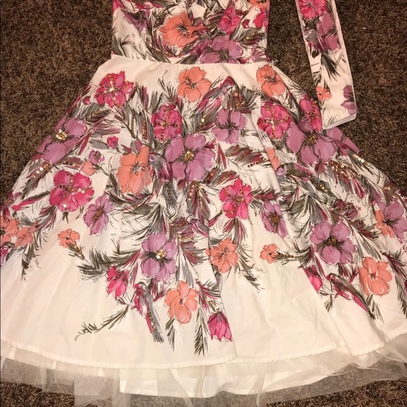 Guess Flower Sequin Dress - Picture 4 of 7